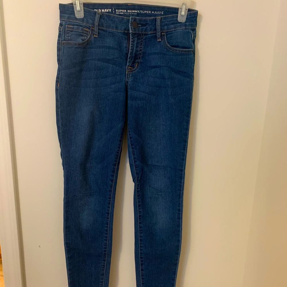 Old navy skinny jeans. Size 9